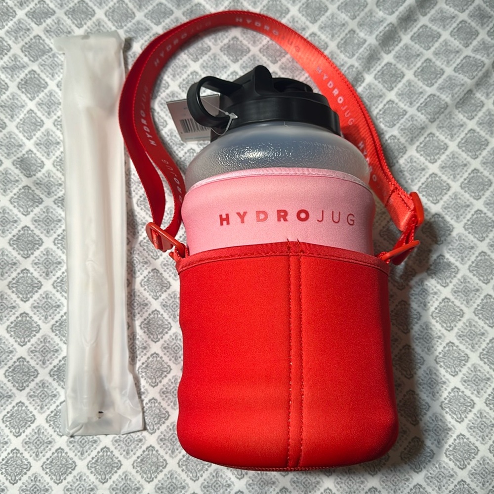 HydroJug pink and red valentines edition